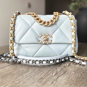 Excellent Condition Chanel 19 Medium Light Blue Quilted Flap Bag Microchipped